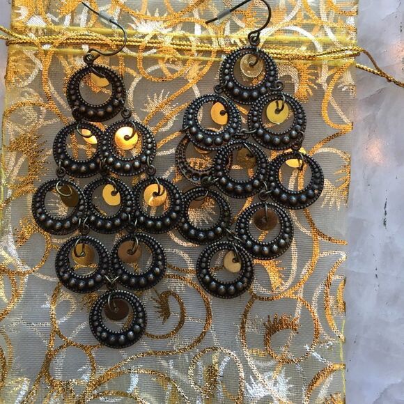 CASCADING EARRINGS!   - Picture 7 of 12